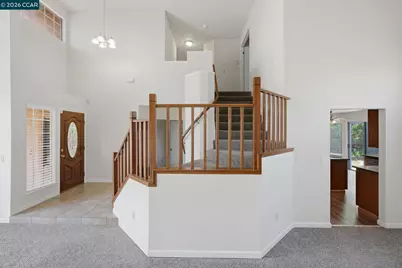 6033 Lakeview Cir, Fairfield, CA 94534 - Photo 12