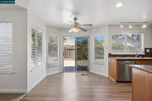 6033 Lakeview Cir, Fairfield, CA 94534 - Photo 26