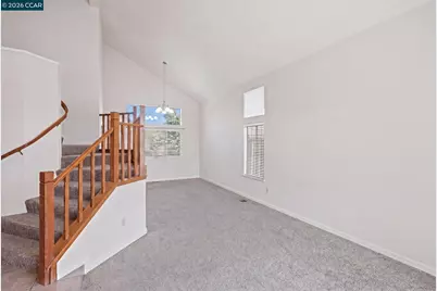 6033 Lakeview Cir, Fairfield, CA 94534 - Photo 8
