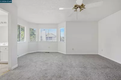 6033 Lakeview Cir, Fairfield, CA 94534 - Photo 36
