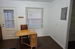 140 W Chanslor Ave, Richmond, CA 94801 - Photo 4