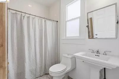 3029 Linden St, Oakland, CA 94608 - Photo 22