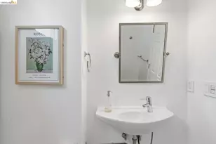 3029 Linden St, Oakland, CA 94608 - Photo 44