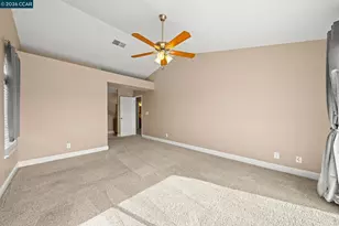 266 Heron Dr, Pittsburg, CA 94565 - Photo 18