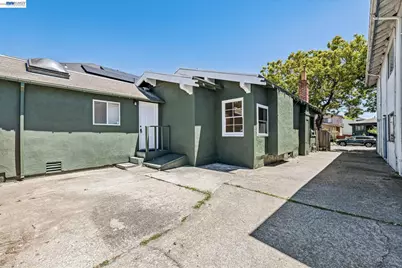 1349 Hearst Ave, Berkeley, CA 94702 - Photo 26