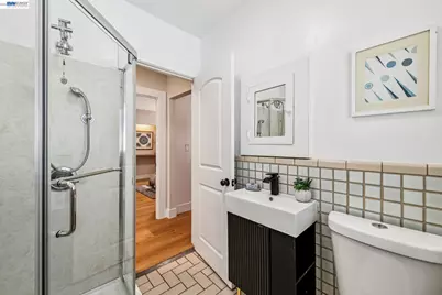 1349 Hearst Ave, Berkeley, CA 94702 - Photo 14