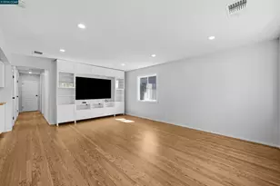 273 Solano Ln, Vacaville, CA 95688 - Photo 6
