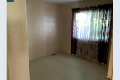 202 Queens Way, Pittsburg, CA 94565 - Photo 22