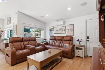 1530 Armstrong #75, Novato, CA 94945 - Photo 4