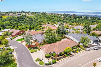 3787 Oakes Dr, Hayward, CA 94542 - Photo 72