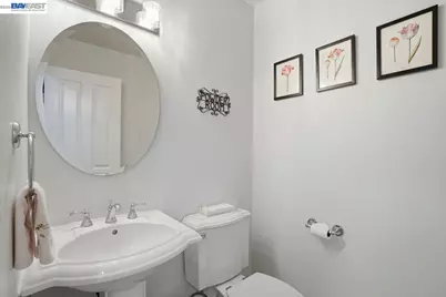 4231 Dubhe Ct, Concord, CA 94521 - Photo 32