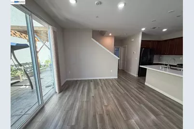 2282 Podere Dr, Mountain House, CA 95391 - Photo 10