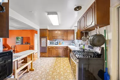 357 Perkins Dr, San Lorenzo, CA 94541 - Photo 14