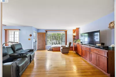 357 Perkins Dr, San Lorenzo, CA 94541 - Photo 4