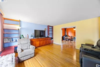 357 Perkins Dr, San Lorenzo, CA 94541 - Photo 6