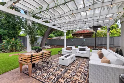192 Mayhew Way, Walnut Creek, CA 94597 - Photo 32