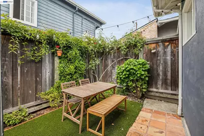 608 58th St, Oakland, CA 94609 - Photo 28