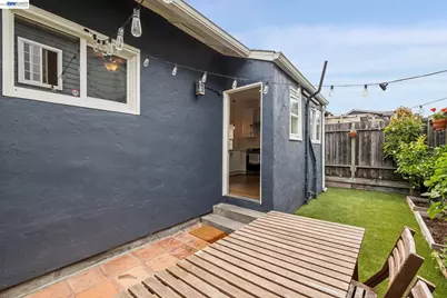 608 58th St, Oakland, CA 94609 - Photo 30