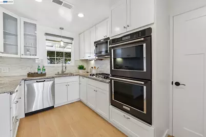 14564 Wake Ave, San Leandro, CA 94578 - Photo 8