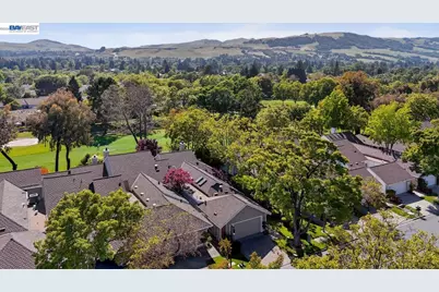 531 Silver Lake Dr, Danville, CA 94526 - Photo 36