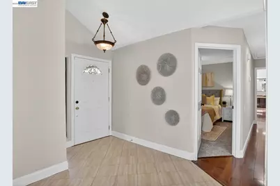 531 Silver Lake Dr, Danville, CA 94526 - Photo 12
