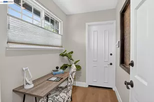 531 Silver Lake Dr, Danville, CA 94526 - Photo 26