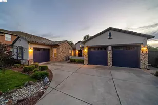 9385 Pinehurst Dr, Roseville, CA 95747 - Photo 1