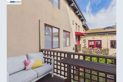 2932 Filbert St #2, Oakland, CA 94608 - Photo 12