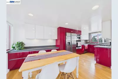 2932 Filbert St #2, Oakland, CA 94608 - Photo 10