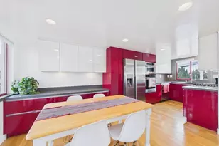 2932 Filbert St, Oakland, CA 94608 - Photo 10