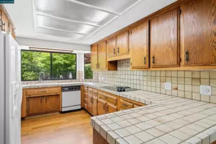 112 Richard Ln, Walnut Creek, CA 94595 - Photo 18