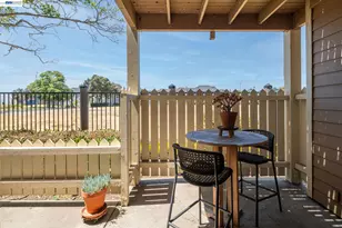 197 Lakeshore Ct, Richmond, CA 94804 - Photo 10