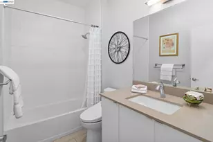 197 Lakeshore Ct, Richmond, CA 94804 - Photo 32