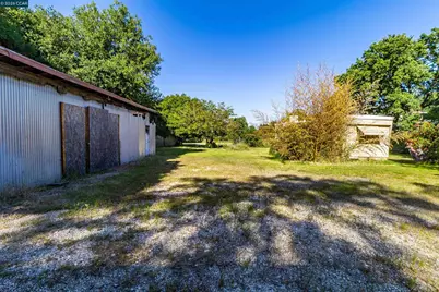 19317 Olive Ave, Sonoma, CA 95476 - Photo 10