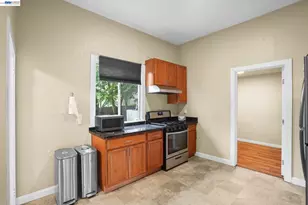 502 Lewis St, Oakland, CA 94607 - Photo 12