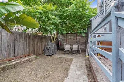 502 Lewis St, Oakland, CA 94607 - Photo 18