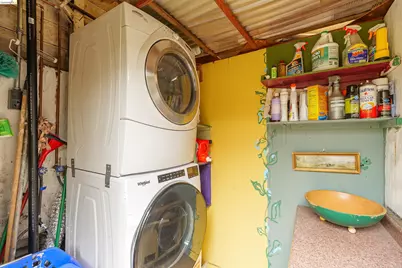 1735 Tenth St, Berkeley, CA 94710 - Photo 46