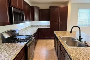 10420 Gianna Ct, Stockton, CA 95209 - Photo 8