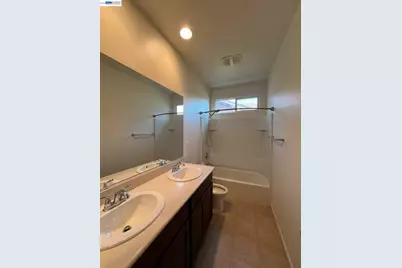 10420 Gianna Ct, Stockton, CA 95209 - Photo 26