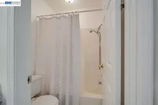 1486 Adeline St, Oakland, CA 94607 - Photo 16