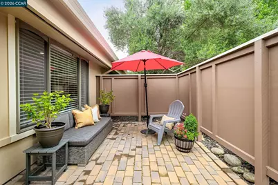 2308 Pine Knoll Dr #2, Walnut Creek, CA 94595 - Photo 8