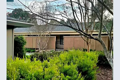 2308 Pine Knoll Dr #2, Walnut Creek, CA 94595 - Photo 2