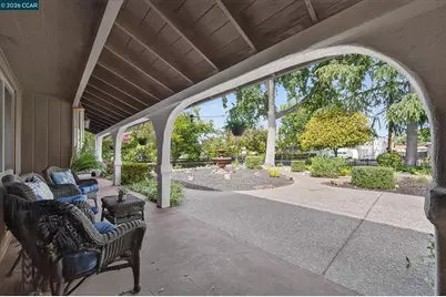 1675 Garnet Ln, Concord, CA 94519 - Photo 6