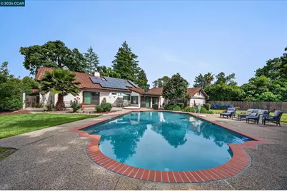 1675 Garnet Ln, Concord, CA 94519 - Photo 42