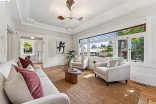 6004 Auburn Ave, Oakland, CA 94618 - Photo 10