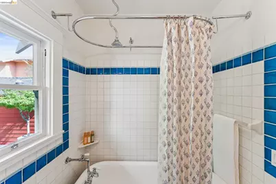 6004 Auburn Avenue, Oakland, CA 94618 - Photo 24