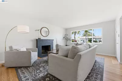1762 Via Redondo, San Lorenzo, CA 94580 - Photo 8