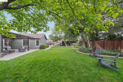 1130 Meadow Dr, Livermore, CA 94551 - Photo 6