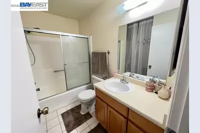 2300 Sycamore Ln #5, Davis, CA 95616 - Photo 14