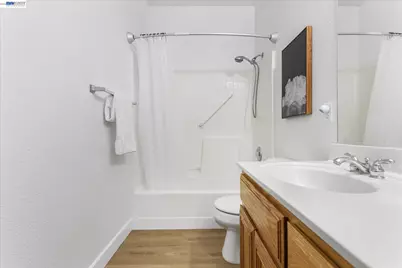 744 Vasconcellos Ave, Manteca, CA 95336 - Photo 32